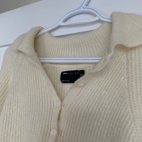 ASOS Design Button Down Collared Soft-Knit Sweater 🤍 - Picture 4 of 4